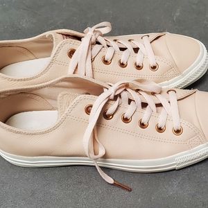Leather pink women's converse sneakers sz 10